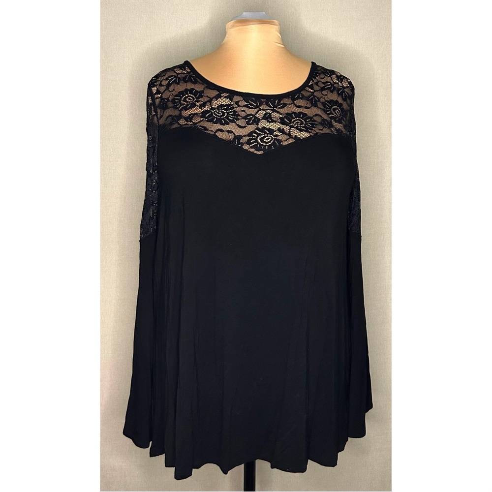 Torrid Black Lace Cotton Bell Sleeve Top Size 2x